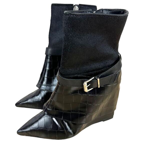 Schutz NWOB Jorian Crocodile Embossed Leather Bootie Black Size 5B Wedge Heel - Picture 3 of 8